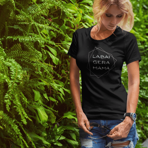 Marškinėliai moterims su užrašu: Labai gera mama, juodi